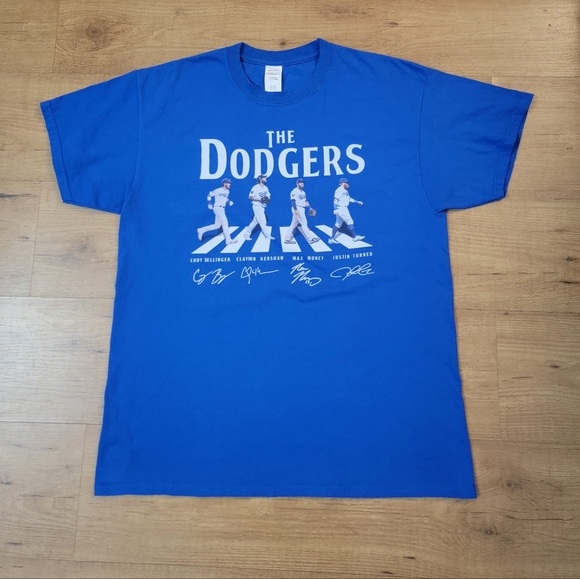 LOS ANGELES DODGERS WALKING ABBEY ROAD SIGNATURE T-SHIRT - Picture 2 of 5